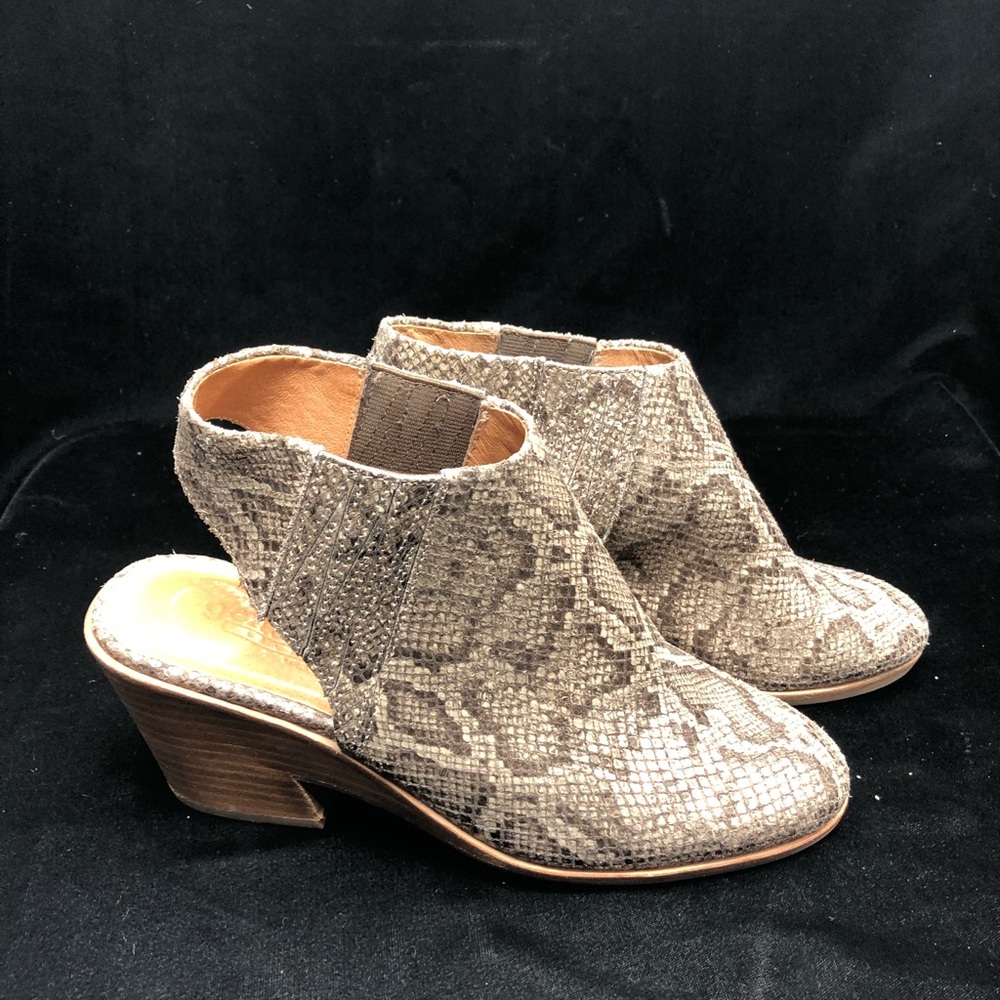 Gentle Souls Kenneth Cole Reptile Slingback 7.5m
